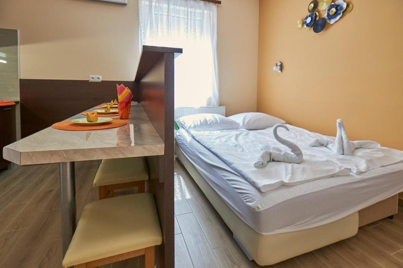 Amulett Comfort Apartment Hajdúszoboszló Eksteriør bilde